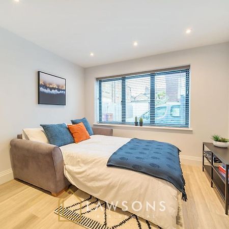 Chic Living By Lawsons Apartment วินด์เซอร์ ภายนอก รูปภาพ